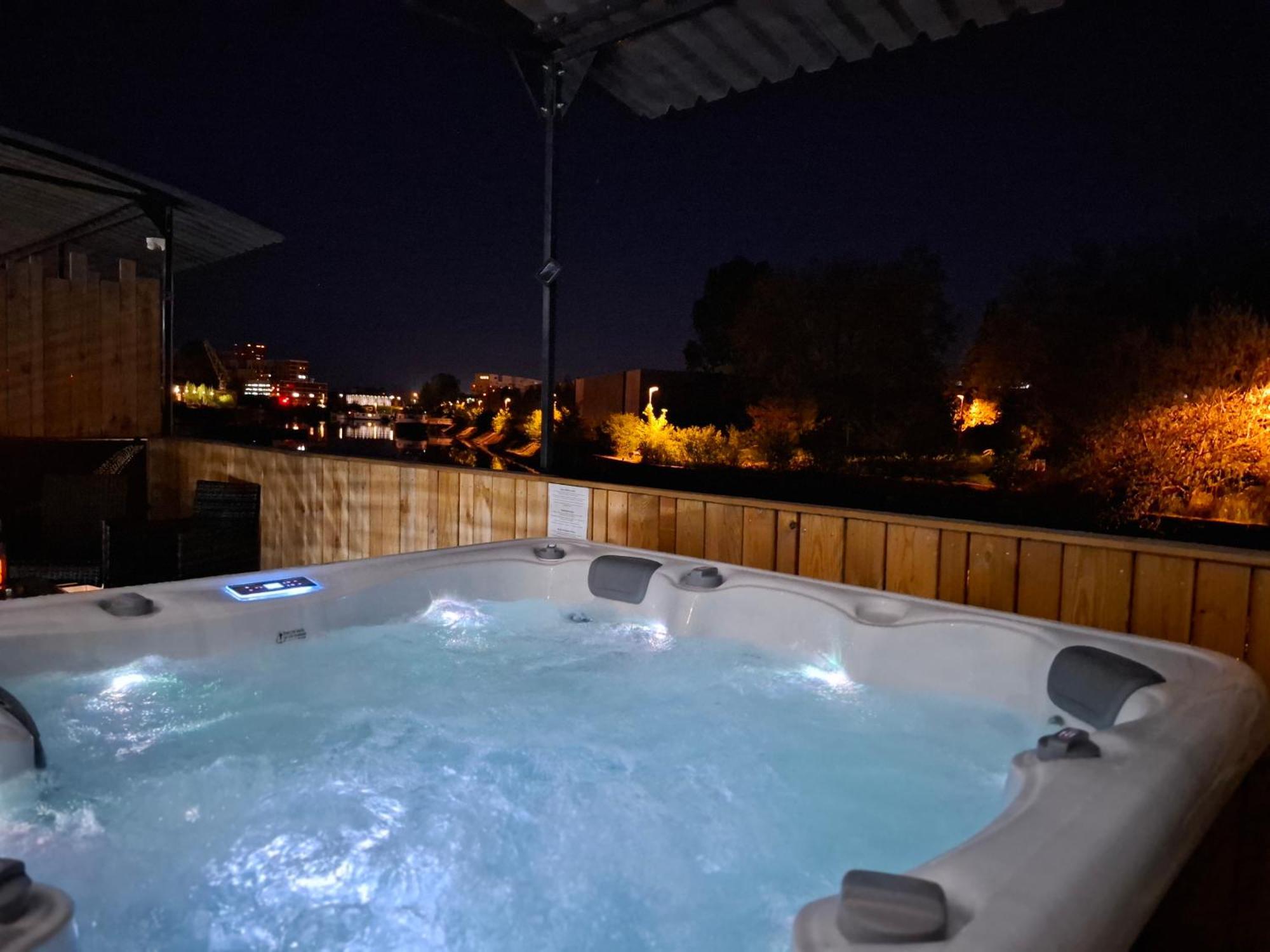 La Peniche De Fabrice Avec Jacuzzi Privatif Daire Strazburg Dış mekan fotoğraf