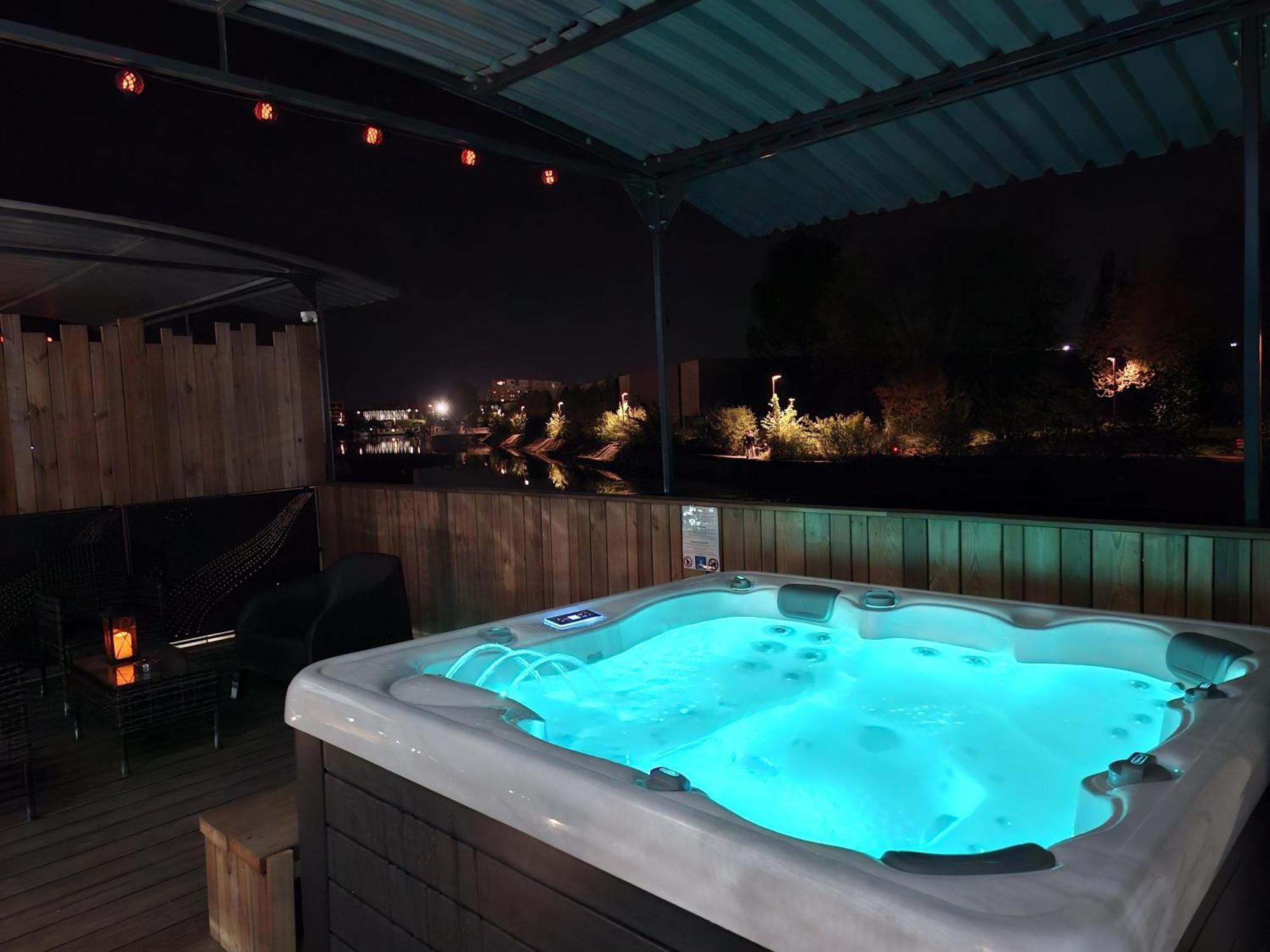 La Peniche De Fabrice Avec Jacuzzi Privatif Daire Strazburg Dış mekan fotoğraf